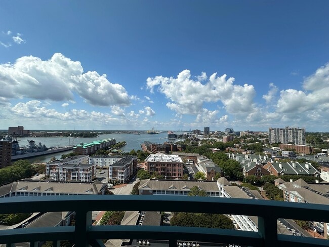 Photo - Spectacular Penthouse Condo in Downtown No... Unit 1507