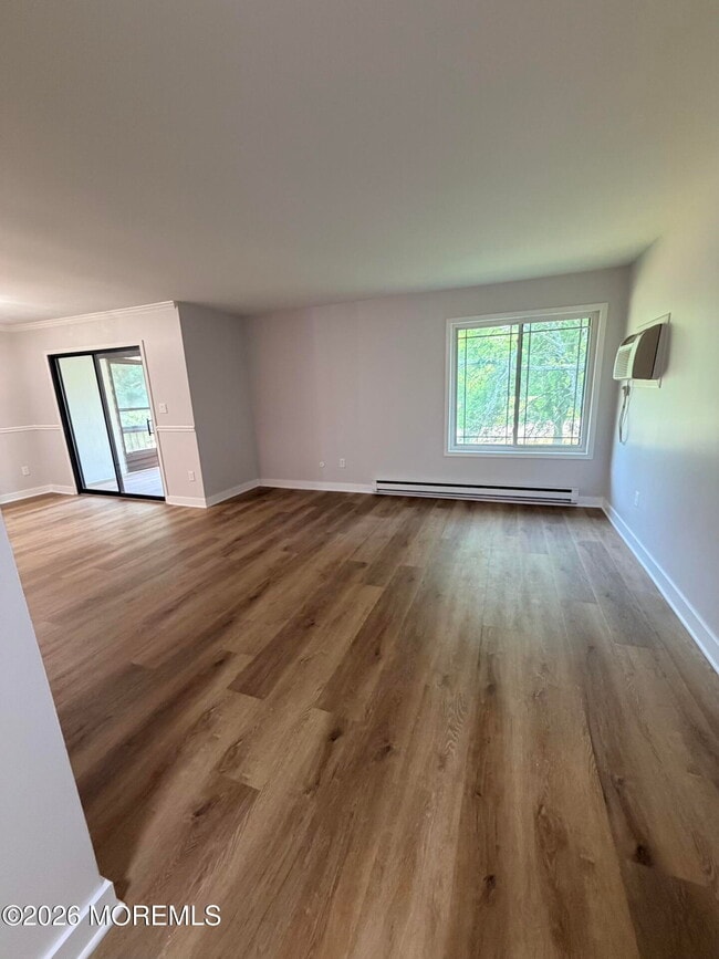 Photo - 147 Amberly Dr
