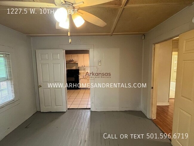 Photo - 1227.5 W 10th St