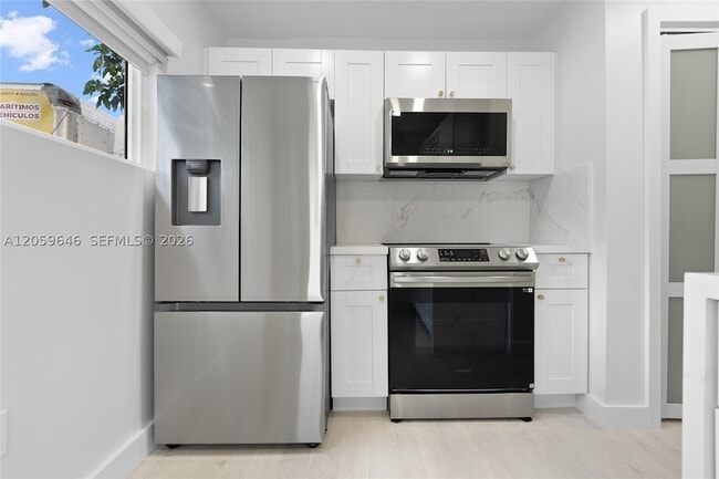 129 SW 9th Ave