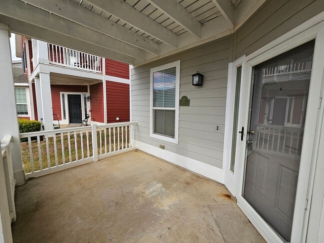 Photo - Available now ready for immediate move in  $500 off second month's rent move in special