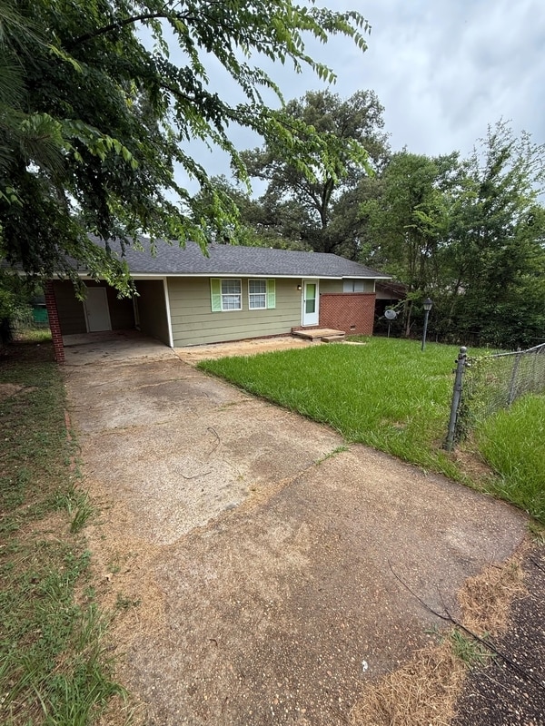Building Photo - 1326 Cadillac Dr