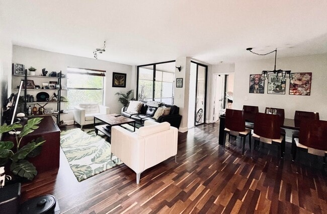 Photo - 4718 NW 22nd St Unit 4718