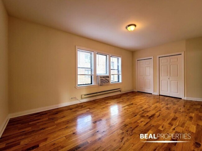 Photo - 1 bedroom in CHICAGO IL 60613 Unit E3