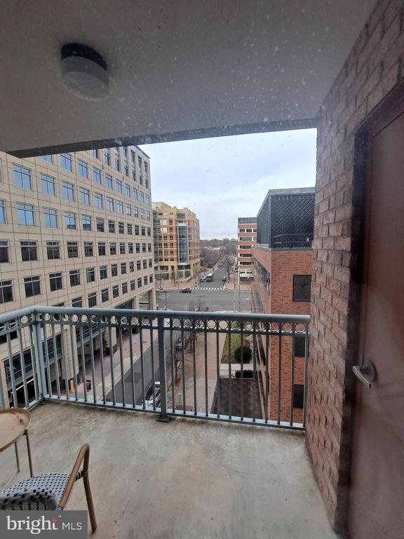 Photo - 851 N Glebe Rd Unit 617