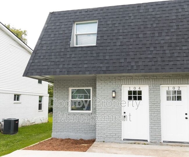 Building Photo - 1808 E 13th St Rental