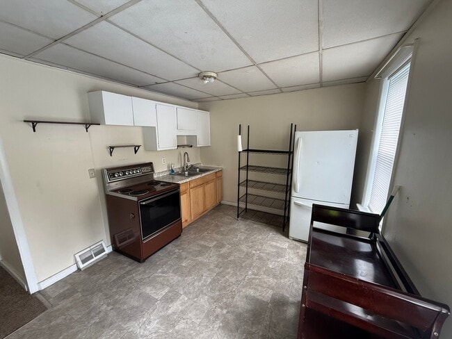 Photo - 126 N Broadway St Unidad 128