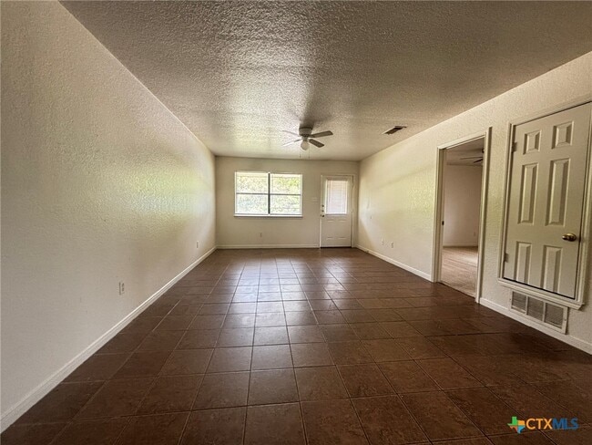 Photo - 434 County Rd 4616