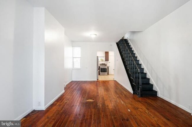 Photo - 2651 Agate St