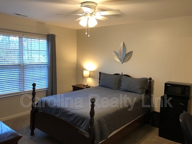 Photo - 5534 Allen Rd E