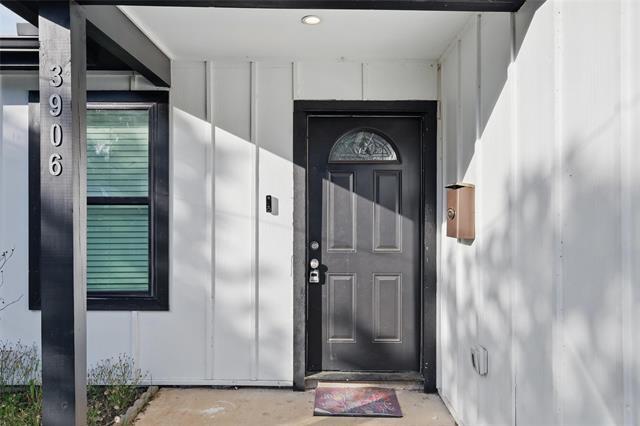 Photo - 3906 Roberts Ave