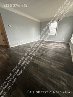 Photo - 423 E 274th St