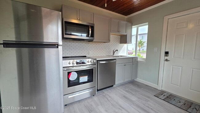 Photo - 6409 Ridgewood Ave