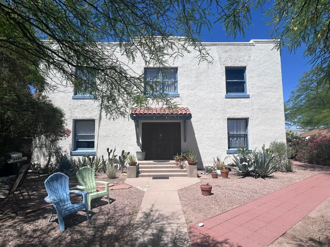 Photo - 150 E 16th St Apartment Unit 7