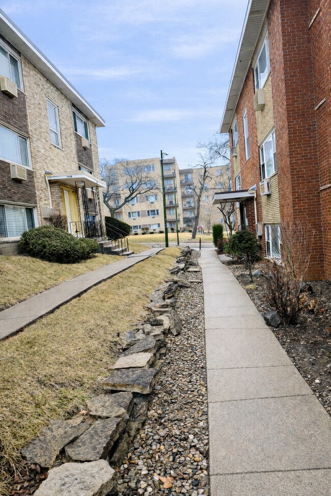 Photo - 2027 W 111th St