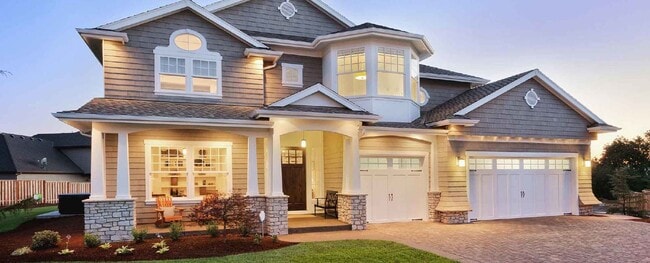 Building Photo - "Luxurious 2-Bedroom Retreat with High-End... Unit A Rental
