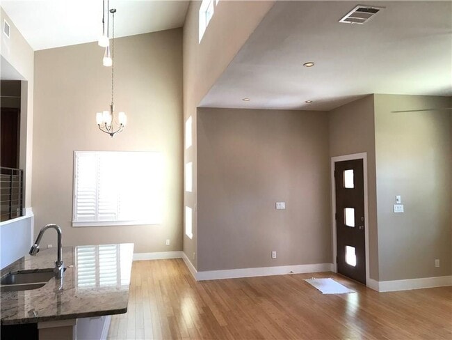 Photo - 2708 Oak Springs Dr