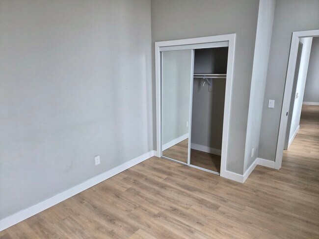 Photo - 51 King St W Unit 202