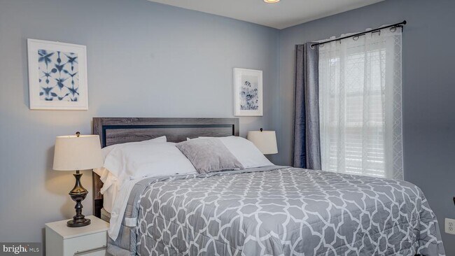 Photo - 8070 Samuel Wallis St