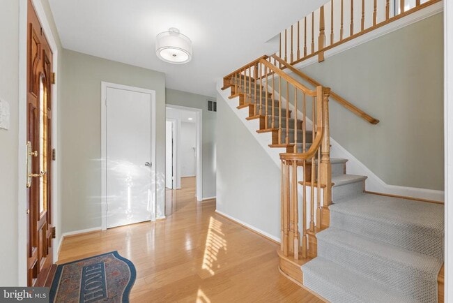 Photo - 2302 Tanglevale Dr