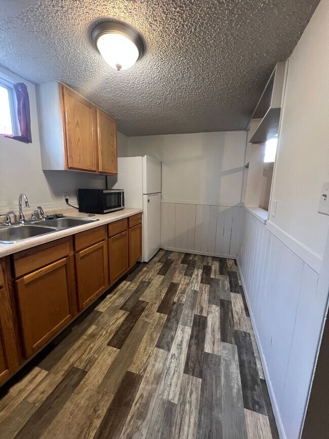 405 E Watertown St Unidad 1