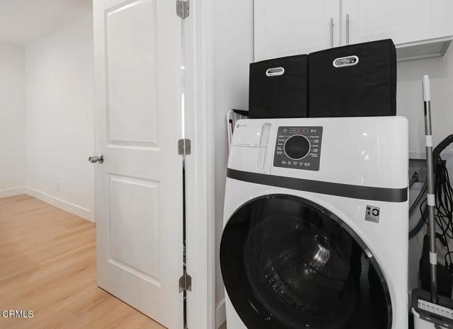 Photo - 268 E Providencia Ave Unidad E