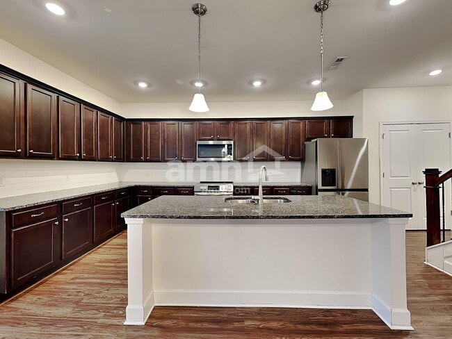 Photo - 5216 Lake Maxwell Dr