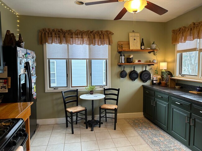 Photo - 4 Summit Ave