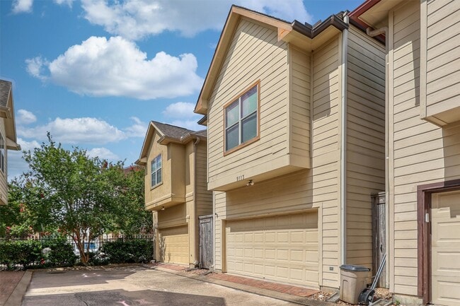 Photo - 9113 Creekstone Lake Dr