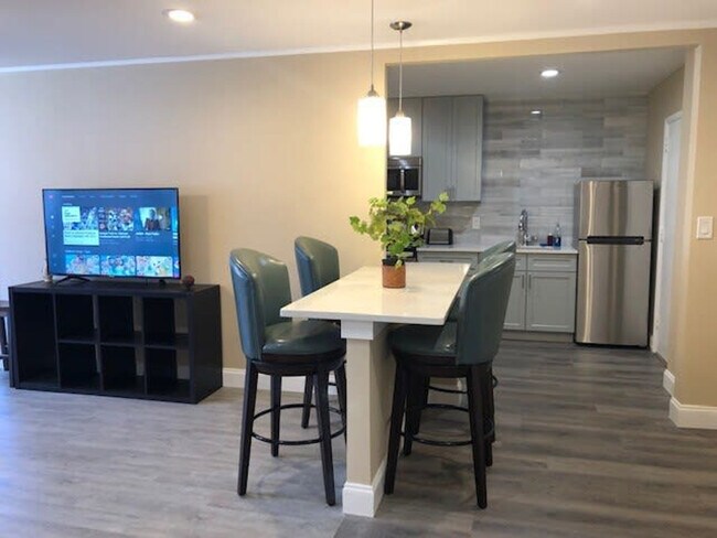 Photo - 215 Piedmont Ave NE Unit ID1299362P