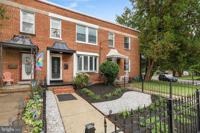 Building Photo - 1316 Michigan Ave NE Rental