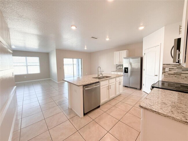 Photo - 664 Tortugas St