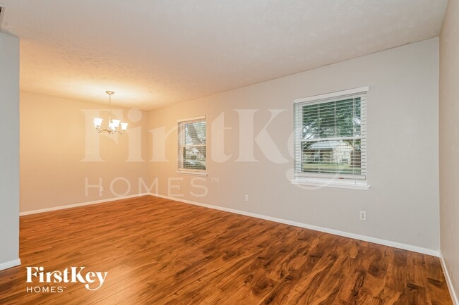 Photo - 5109 Gilliam Cir