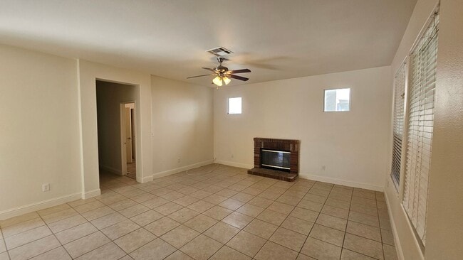 8503 Mainsail Dr