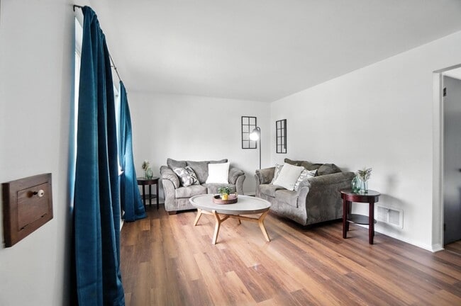 Photo - 2295 Deblin Dr