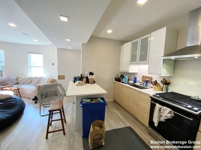 Photo - 113 Hillside St Unidad 1