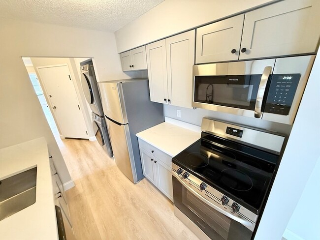 Photo - 59-69 Msgr Patrick j Lydon Way Unit 306 Unit 306