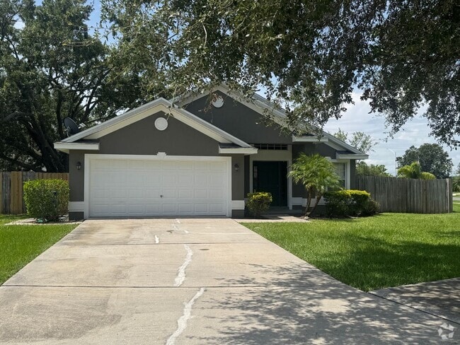 Building Photo - Central Lakeland 3bedroom 2 bath! Rental