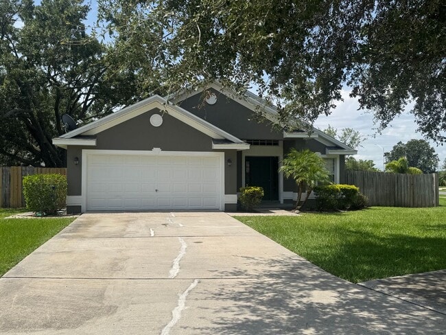 Building Photo - Central Lakeland 3bedroom 2 bath! Rental