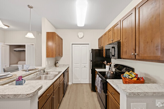 Carolina - 2BR, 2BA - 1,158SF - Kitchen