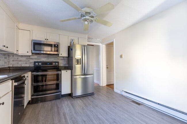 Photo - Charming 3-Bedroom Home with Solar Panels ...