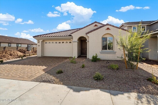 Photo - 10211 W Crittenden Ln