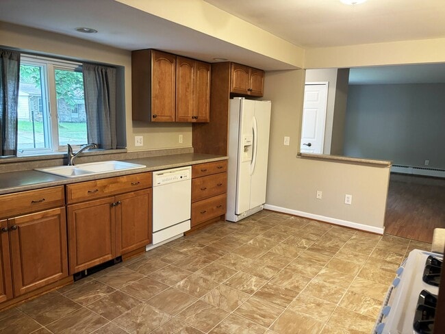Photo - Chelsea Downtown Area 3-bedroom Ranch