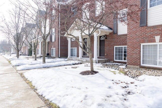 Photo - 6225 Brant Ln