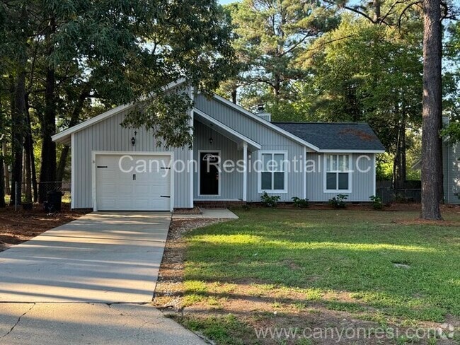 Building Photo - 7104 Old Castle Dr Rental
