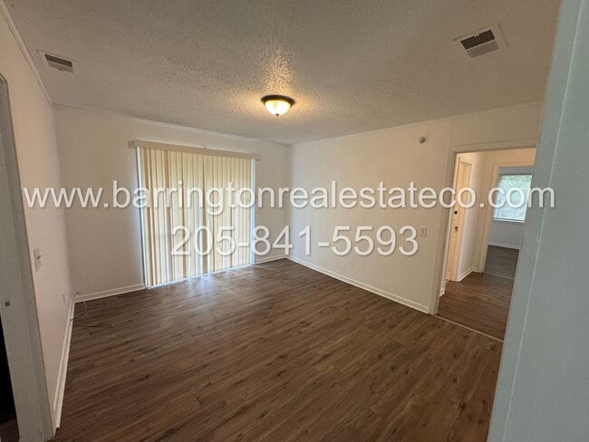 Photo - 1500 Cherry Ave