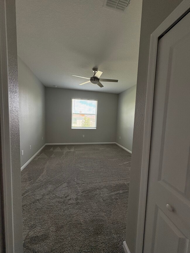 Photo - 1185 Saguaro St