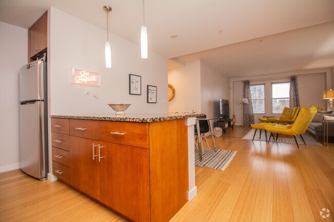 Building Photo - 16 Miner St Unit 401 Rental