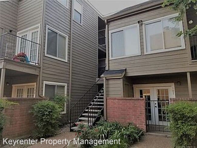 1 br, 1 bath House - 6639 S Victor Ave #306 - 1 br, 1 bath House - 6639 S Victor Ave #306