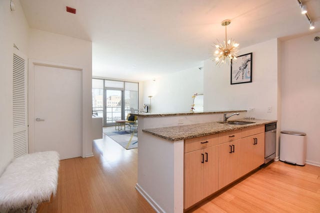Photo - 123 S Green St Unit 602B